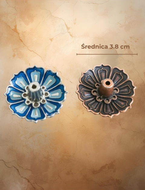 Metalowa podstawka pod kadzidło w kolorze czerwonym