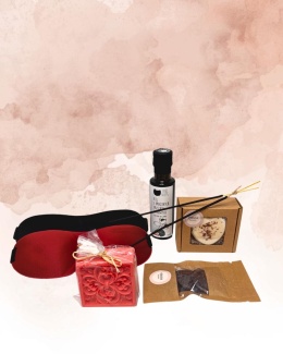 Box dla par - Ceremonia Bliskości z maskami, kakao, olejkiem, mydłem, kadzidłami i kulą do kąpieli