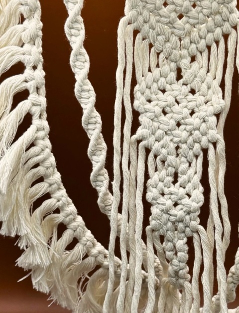 🧵 Makrama Duża – rytuał przestrzeni🧵 Makrama Duża – rytuał przestrzeni