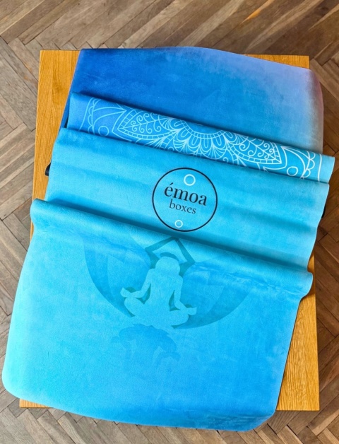 Mata podróżna do jogi – lekka, składana i zawsze gotowa na Twoją praktykę.