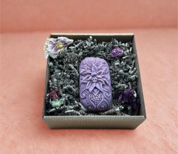 Ręcznie robione mydło w kształcie kwiatu lotosu z czarnego mydła afrykańskiego