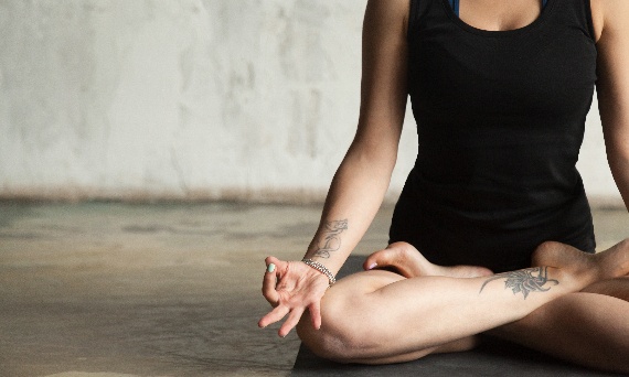 ✨ Uważność, rytuały i powrót do siebie — jak znaleźć spokój w codzienności